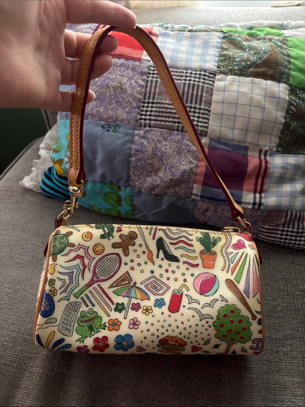 Y2k Dooney & Bourke White Whimsy Mini - Picture 2 of 6